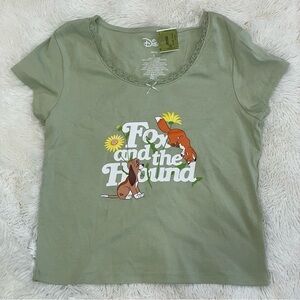 NWT 🦊 Disney Fox & the Hound Light Green Cute Cropped Baby Tee, Juniors M